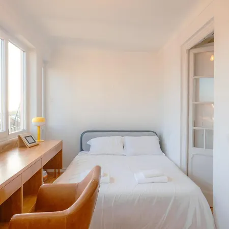 Luxurious Loft : Bridge-view Rooftop | By Airnest Appartement Lissabon