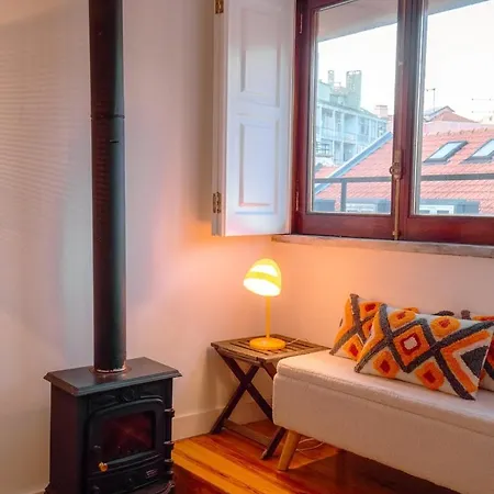 Апартаменты Luxurious Loft : Bridge-view Rooftop | By Airnest Лиссабон