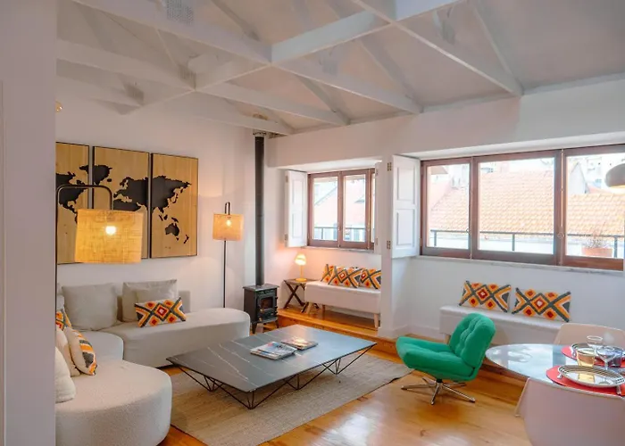 Luxurious Loft : Bridge-view Rooftop | By Airnest דירה